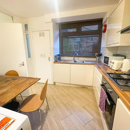 Flat 4, Kingsbury House Londres Exterior foto