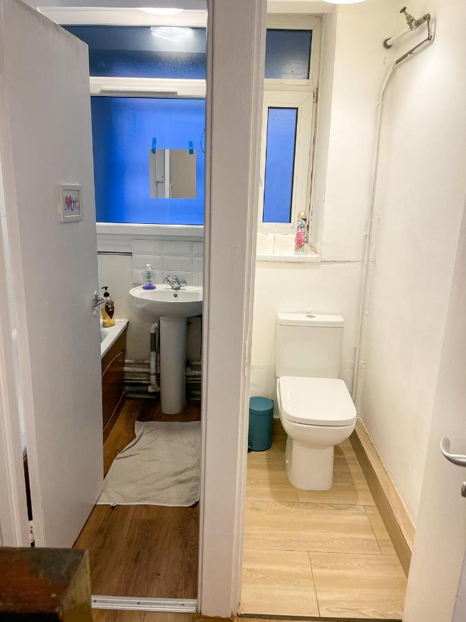 Flat 4, Kingsbury House Londres Exterior foto