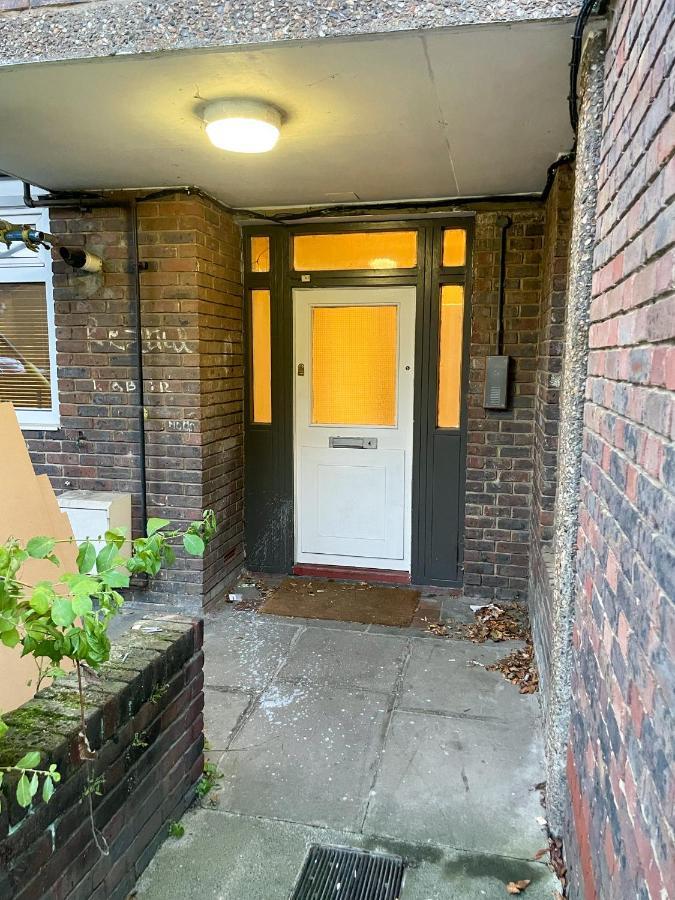 Flat 4, Kingsbury House Londres Exterior foto